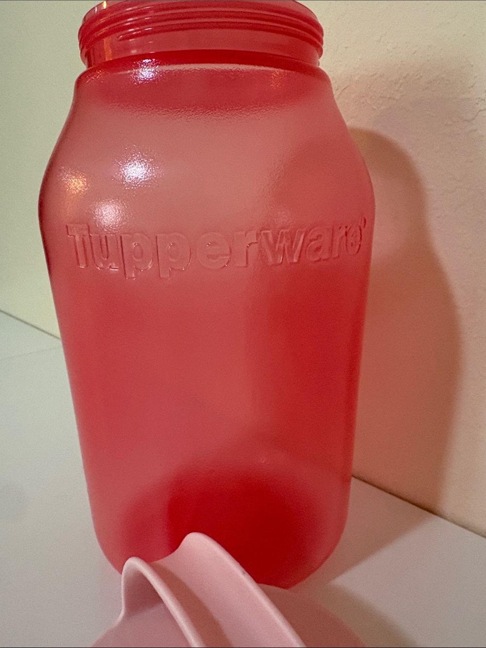Tupperware Universal  Jar Pink  Air tag - Picture 16 of 16